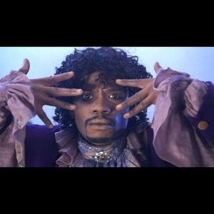 Meet your Posher, Connor